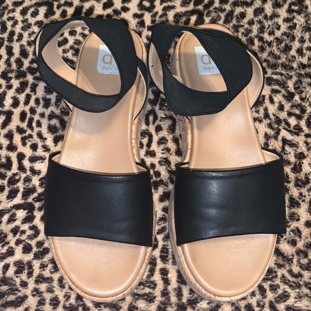Dolce Vita Shaine Black Sandal Wedge 
-US 8M Women's